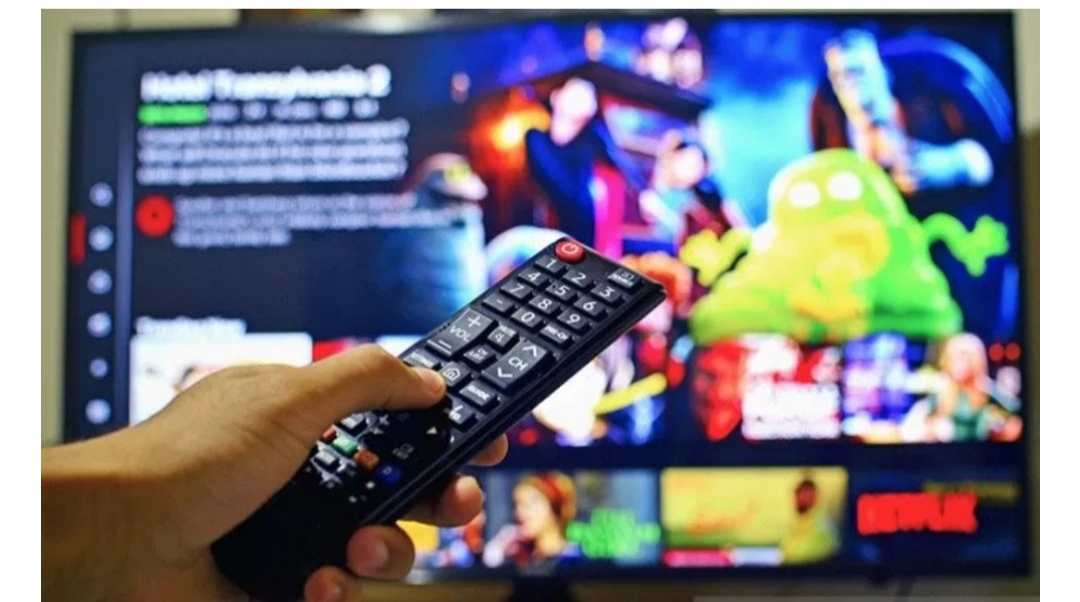 Kemenkominfo Sebut Masyarakat Beruntung Terkait Siaran TV Analog di 8 Wilayah Dihentikan