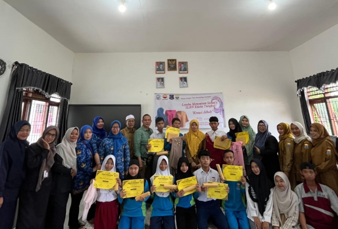 Siswa SLBN Kuala Tungkal Unjuk Keterampilan dalam Lomba Menyulam yang disupport oleh SKK Migas PetroChina