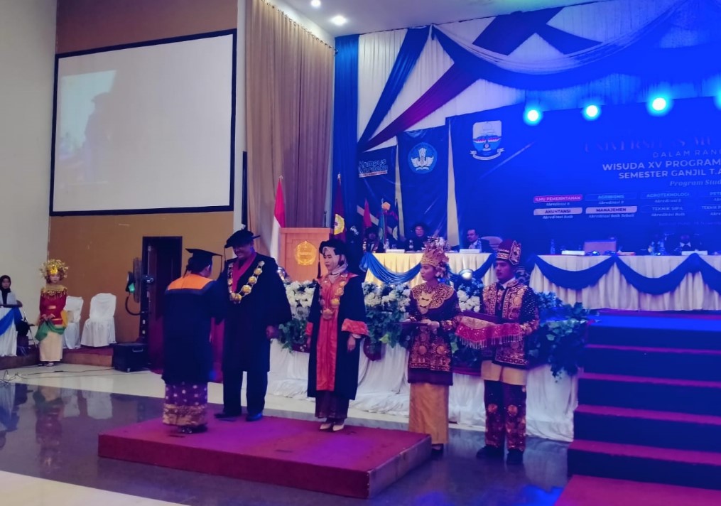 Universitas Muara Bungo Sukses Gelar Wisuda XV Program Sarjana