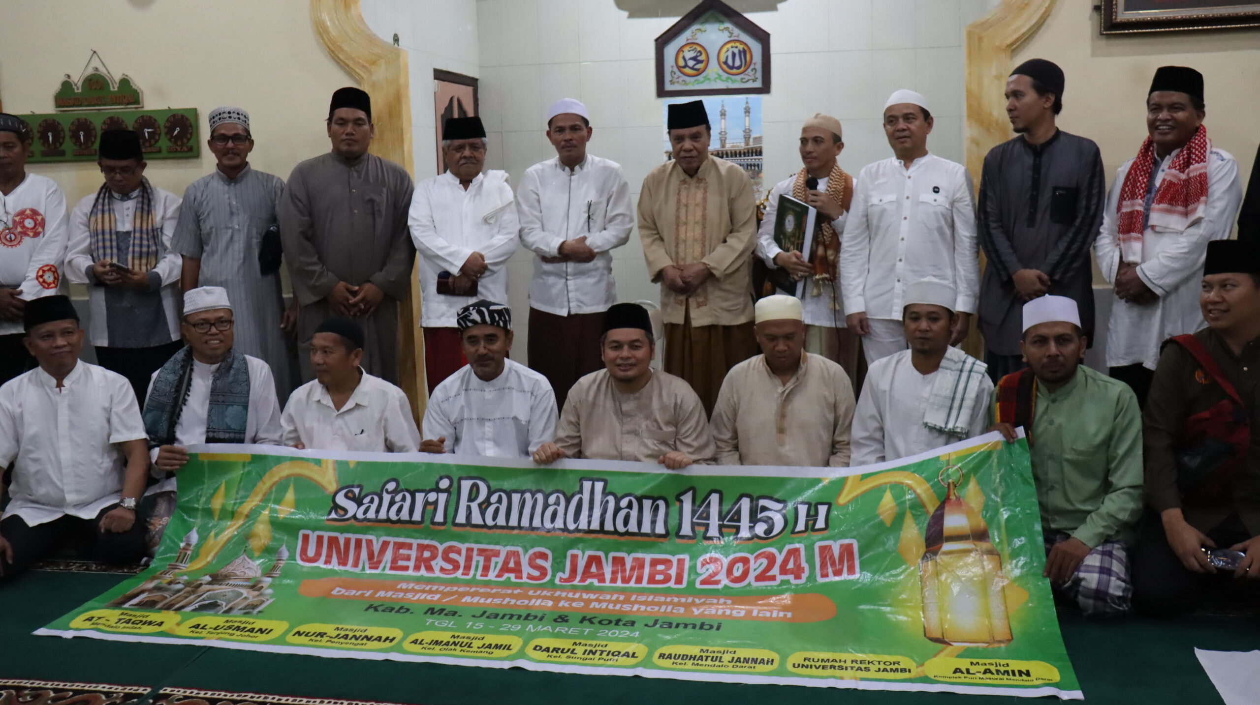 Rektor UNJA Hadiri Safari Ramadan di Masjid Darul Intiqal