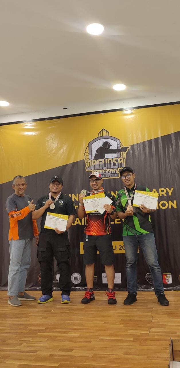 Atlet Menembak Pengprov Perbakin Jambi Raih 2 Gelar Juara di Event Jagunsa Anniversary