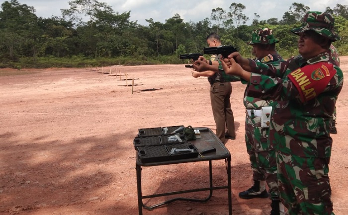 Tingkatkan Kemampuan Prajurit, Korem 042/Gapu Gelar Latihan Menembak 