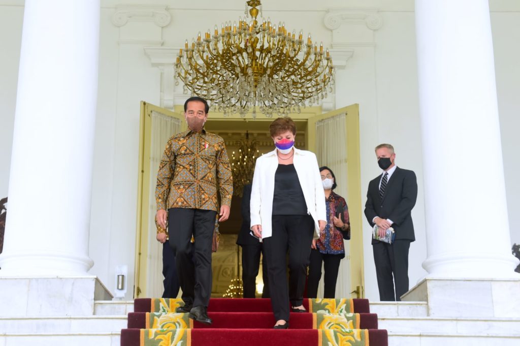 Presiden Jokowi Terima Delegasi IMF, Bahas Langkah untuk Hadapi Krisis