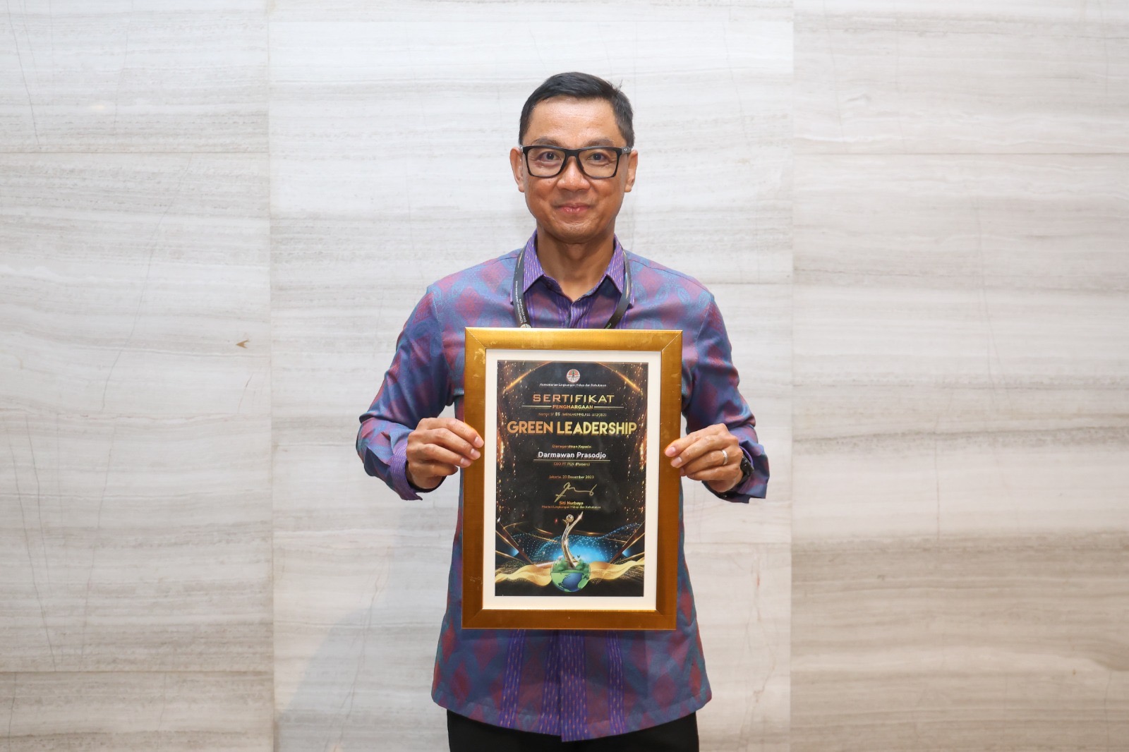 Darmawan Prasodjo Raih Green Leadership Utama Award, PLN Pecah Rekor Borong 20 Proper Emas KLHK 2023
