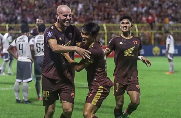 Persib Bandung Kalah Telak, Dibantai PSM Makassar 5-1