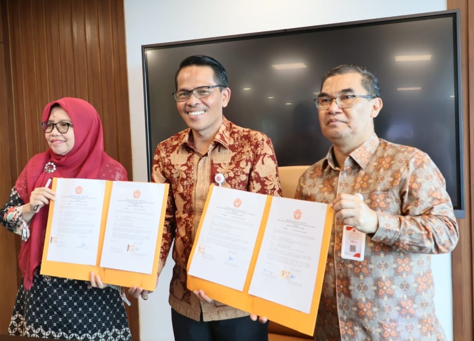 UNJA Teken Kontrak Kinerja 2025, Rektor Tegaskan Komitmen Menuju Institusi yang Lebih Akuntabel dan Unggul