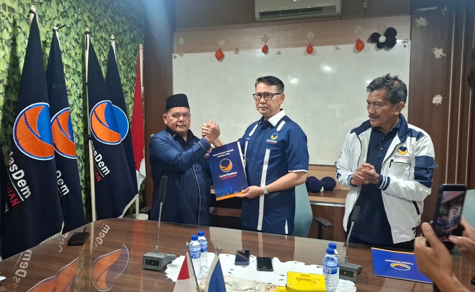 Resmi! NasDem Jambi Kunci Kepemimpinan Baru di Tanjab Barat, Hasan Basri Harahap Gantikan Hairan