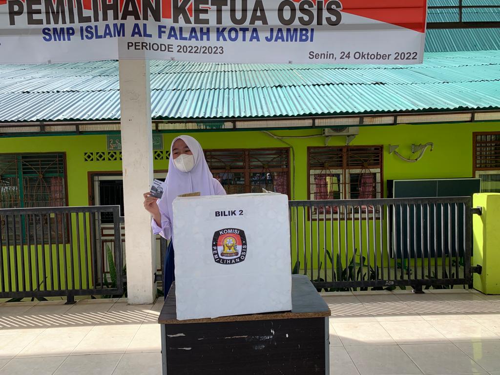 SMP Islam Al Falah Jambi Gelar Pemilihan Ketua OSIS Periode 2022/2023