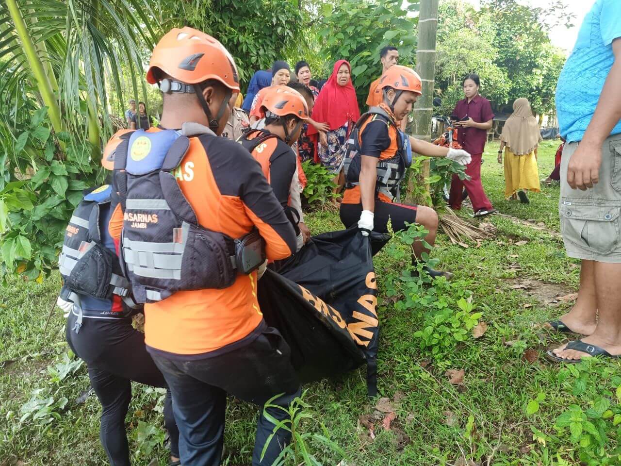 Novrianda, Korban Tenggelam di Sungai Batang Tebo Ditemukan Tewas Sejauh 3,5 Km dari Lokasi Tenggelam