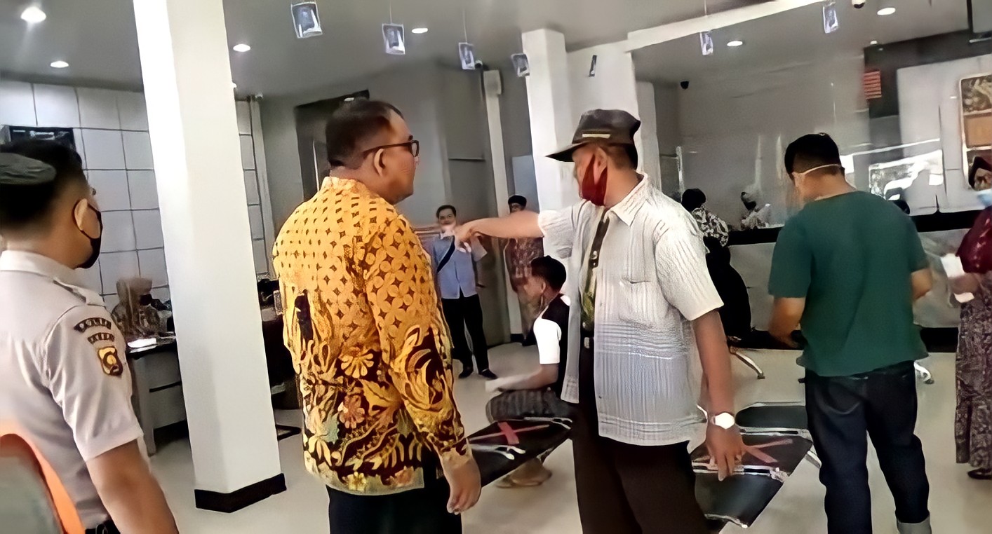 Waduh, Pensiunan TNI Ini Ngamuk di Bank BRI Sarolangun, Ini Penyebabnya