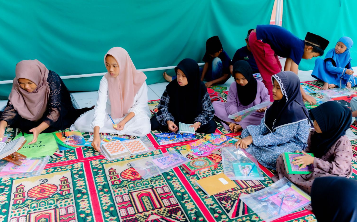 Tingkatkan Pendidikan Anak di TPQ Bengkulu Utara, Srikandi PLN Gelar Program Srikandi Sahabat Anak