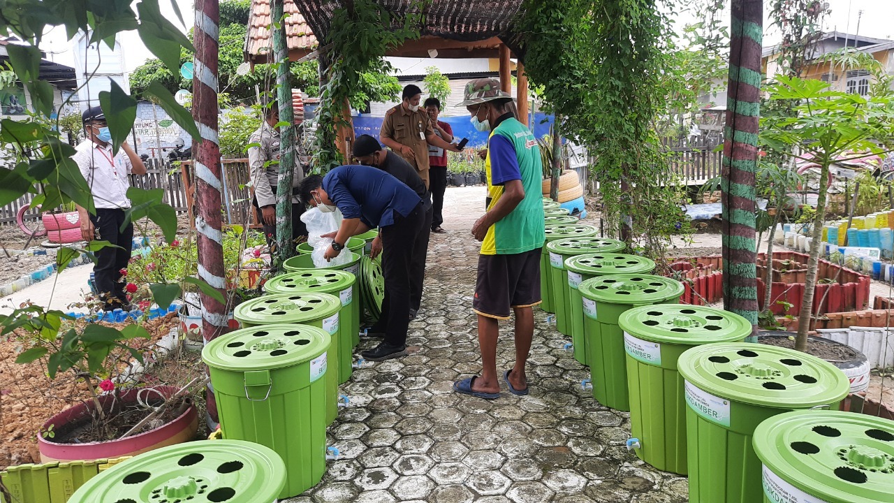 Program Budidaya Ikan di Kelurahan Paal Merah, Baru Menyentuh Satu RT 