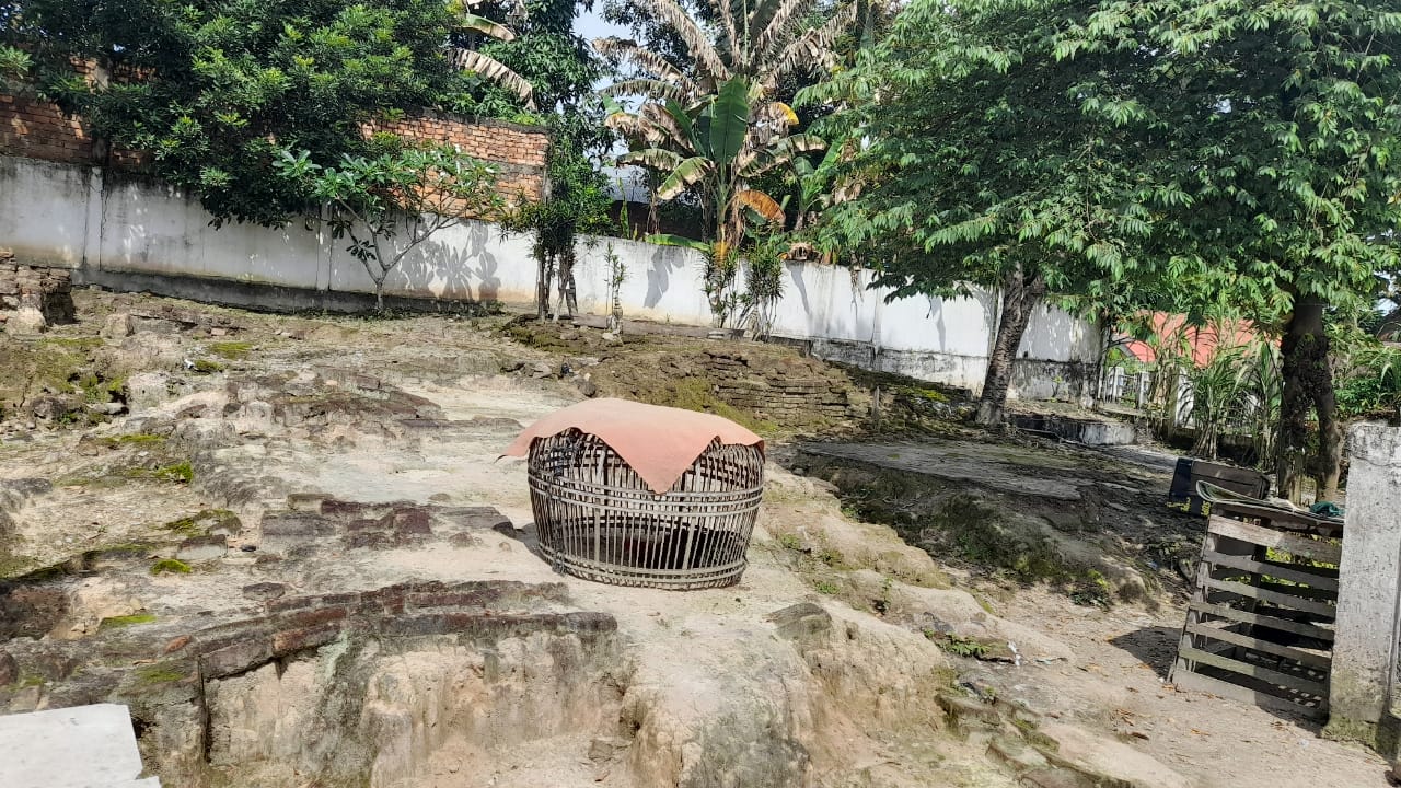 Situs Sejarah Candi Solok Sipin di Kota Jambi Tak Terawat, Malah Ada Kandang Ayam