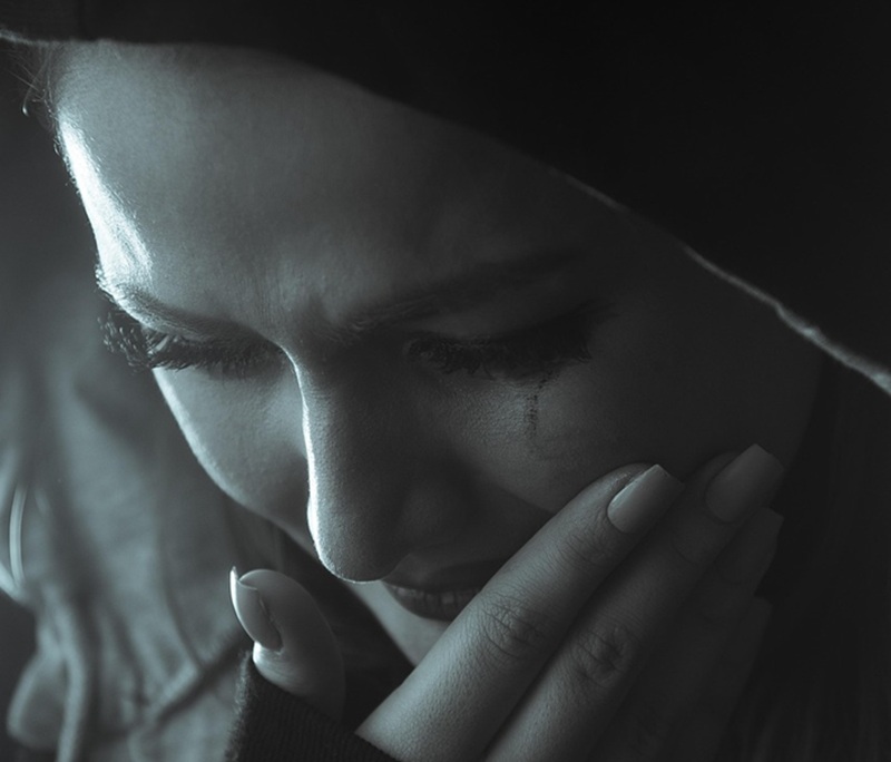 6 Zodiak yang Paling Gampang Nangis, Ternyata Sensitif Banget