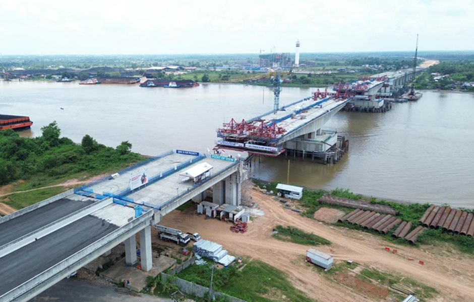 Melintasi Sungai Musi, Pembangunan Jalan Tol Palembang-Betung Sudah Capai 85,74 Persen