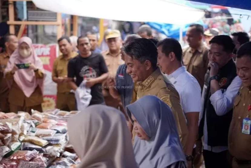 Hari Pertama Kerja! Wakil Bupati Muaro Jambi Sidak Pasar, Ada Temuan Mengejutkan?