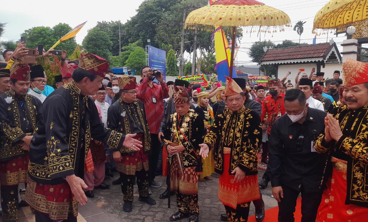 Ini Nama Gelar Adat Melayu Jambi Mendagri Tito Karnavian dan Jaksa Agung ST Burhanudin 