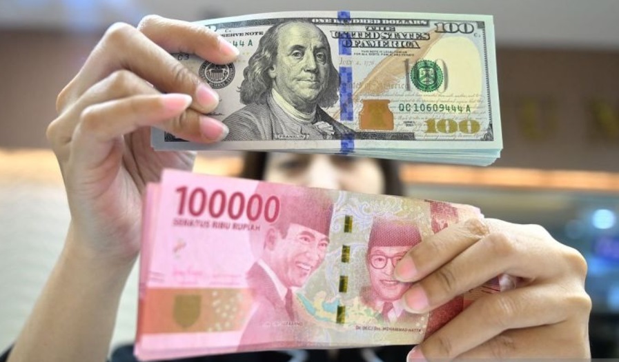 Konflik Ukraina dan Rusia, Rupiah Melemah