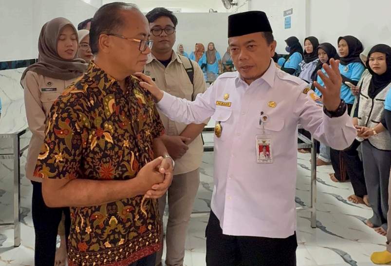 Gubernur Al Haris Saat Tinjau SPPG Pemayung: Jangan Beli Beras Luar, Utamakan Produk Jambi!