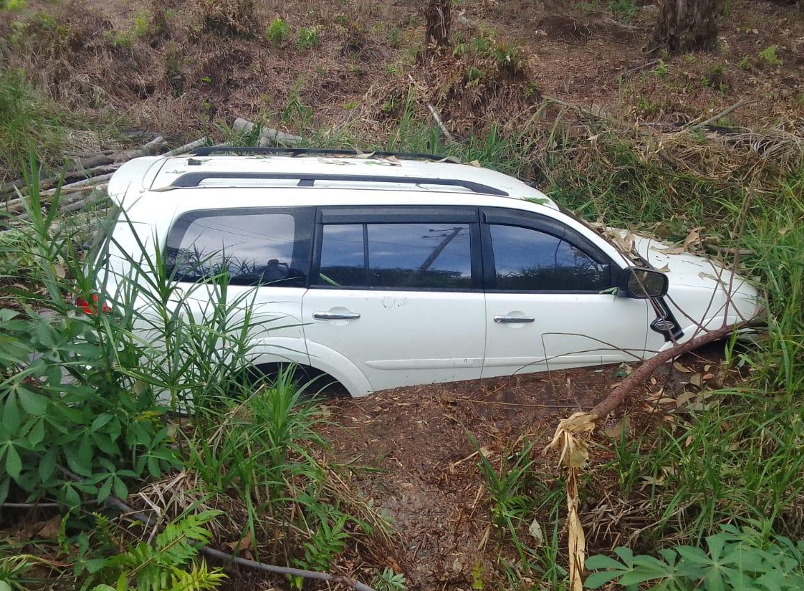 Mobil Penjemput Jamaah Umroh Terjun ke Kanal di Tanjab Timur