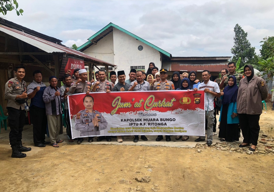Jumat Curhat, Kapolsek Kota Muara Bungo Dengar Keluhan Warga Dusun Sungai Mengkuang