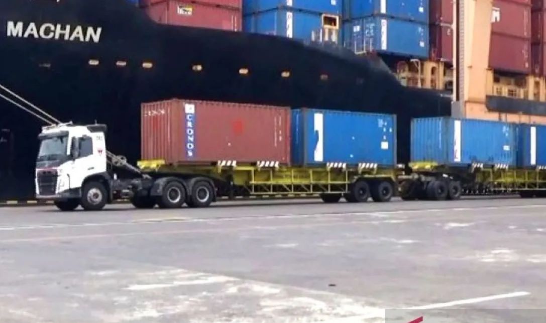 KLH Pastikan Pelabuhan Tanjung Perak Aman, Kontainer Cengkeh Suspek Radioaktif Cs-137 Dipisahkan