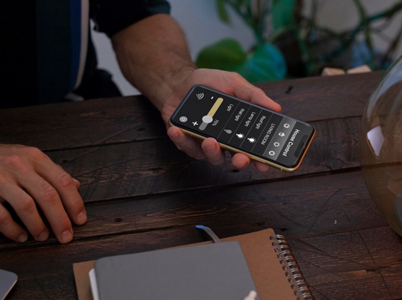 Duh! Mode Gelap HP Ternyata Tak Bikin Baterai Awet, Ini Alasannya