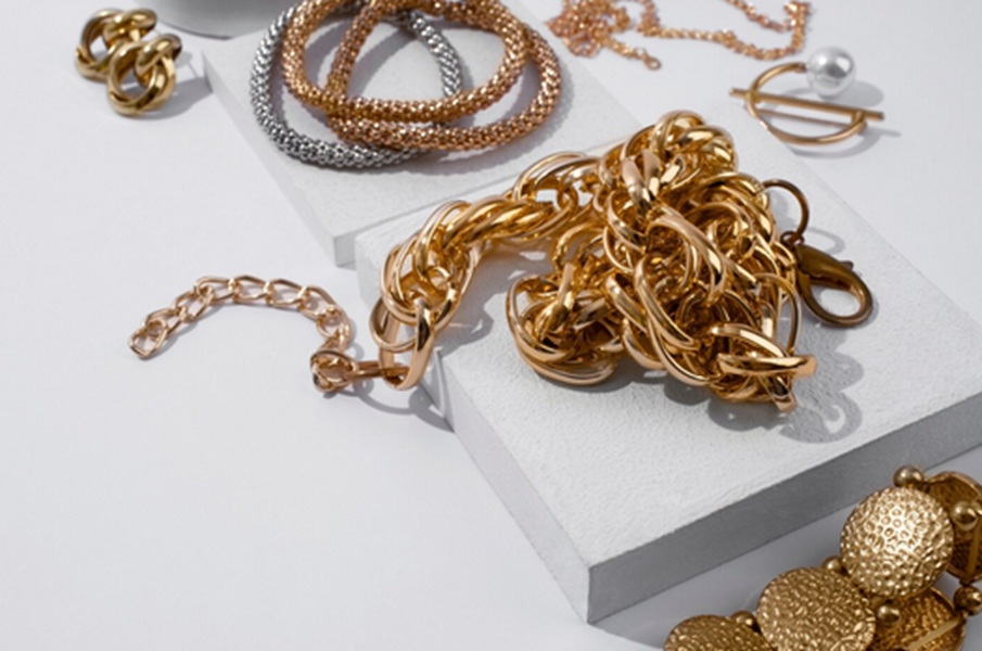 Apa Arti Mimpi Kehilangan Perhiasan? Ini Makna Tersembunyinya