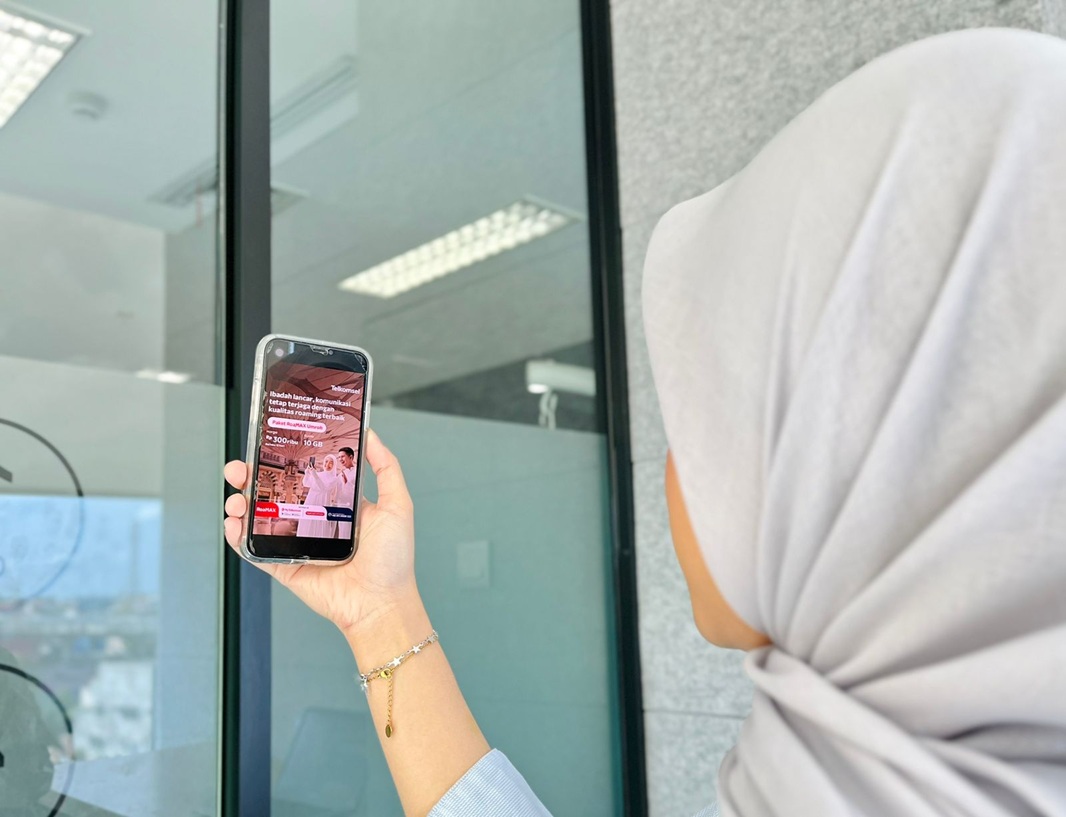 Telkomsel Hadirkan Paket RoaMAX Umroh Solusi Komunikasi Mudah dan Terjangkau di Tanah Suci
