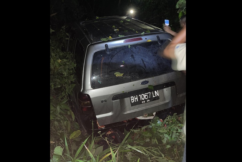 Kecelakaan di Jalan Lintas Sumatera Kabupaten Bungo, Ford Tujuan Dharmasraya Masuk Jurang Sedalam 3 Meter