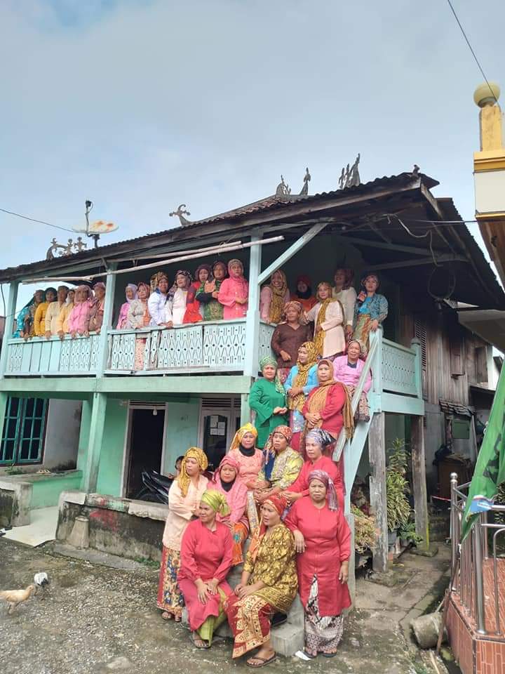 Tampilkan Kuliner dan Pakaian Tradisional, Dusun Kampung Tengah Ramaikan Kenduri Swarnabhumi