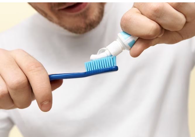 Hukum Menyikat Gigi saat Berpuasa Ramadan, Lengkap dengan Waktu yang Tepat Melakukannya