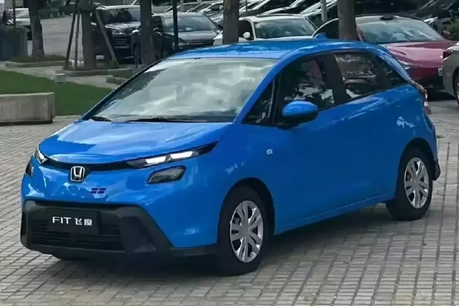 Honda Jazz Masih Hidup? Tampilannya Berubah Drastis, Facelift Paling Agresif 