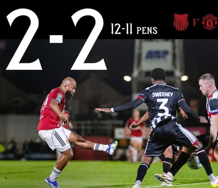 Hasil Piala Liga Inggris: Manchester United Tersingkir Usai Kalah Adu Penalti Lawan Grimsby 