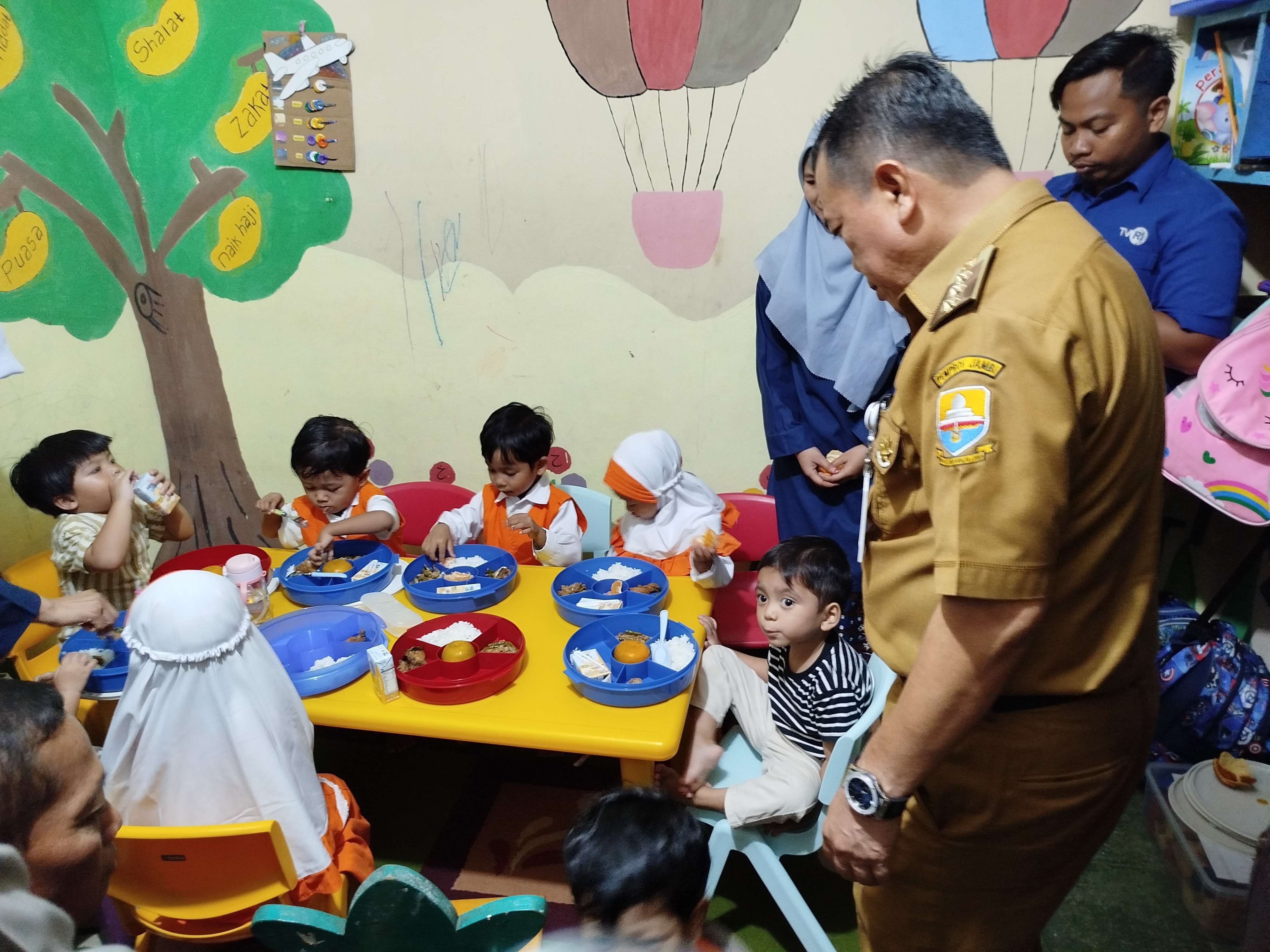 Pimpinan BGN Diganti, Gubernur Jambi Harap MBG Semakin Merata