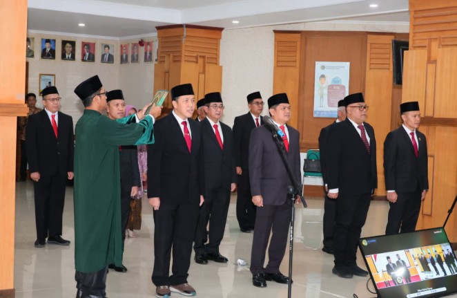 Lantik Pejabat Struktural, Menteri ATR/Kepala BPN: Layani Masyarakat dengan Hati, Bukan Transaksi