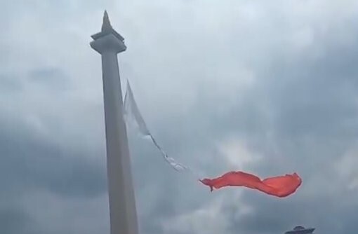 Mengungkap Penyebab Sobeknya Bendera Raksasa Merah Putih di Monas pada Perayaan HUT TNI