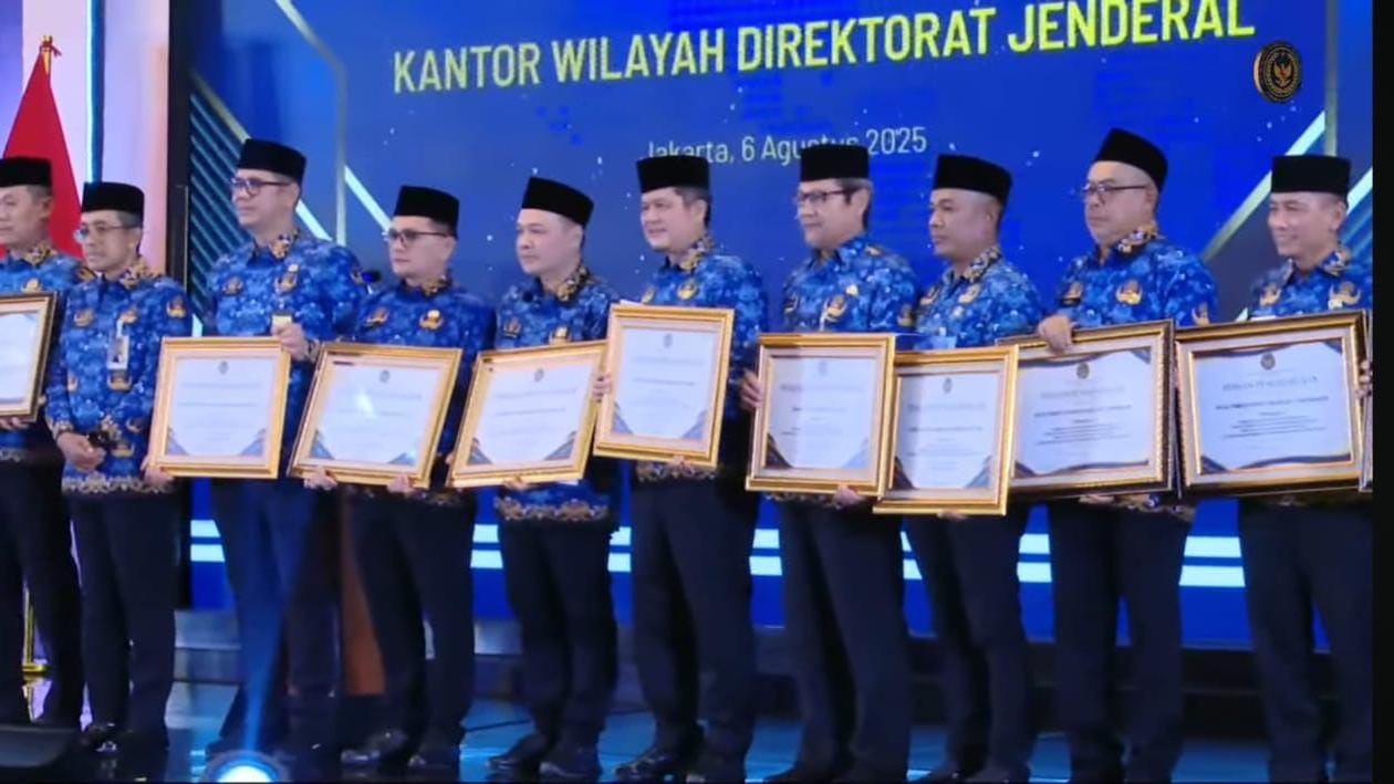 Hidayat, Kakanwil Ditjenpas Jambi dan Jajaran Raih Prestasi Nasional