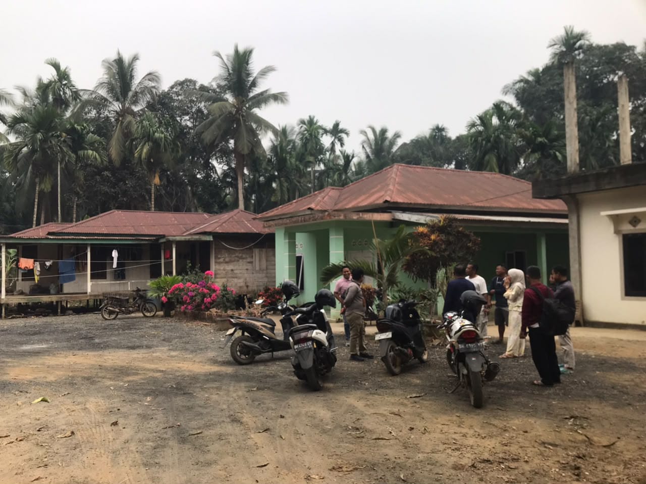  Dua Dusun di Desa Lagan Ulu Geragai Tanjab Timur Belum Teraliri Listrik, Warga Masih Bergantung pada Genset