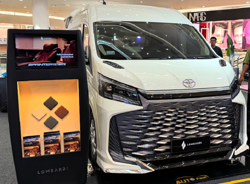 Mewah! Lombardi Hadirkan Modifikasi HiAce Premio Berkabin VIP Ala Lounge Berjalan Dibanderol Rp880 Juta