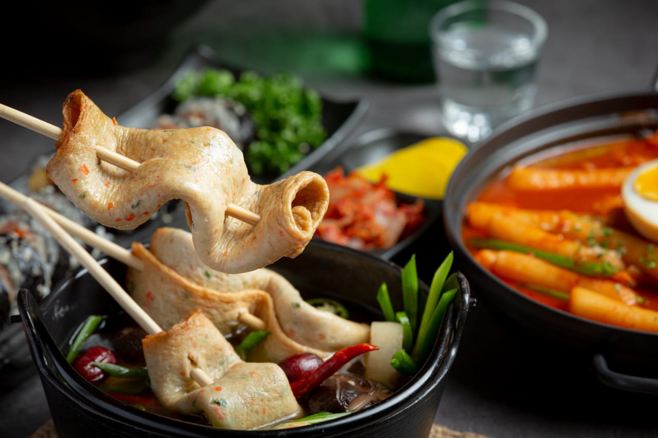 Ide Jajanan Viral: Resep Bakso Seafood Korea dengan Kuah yang Lebih Medok