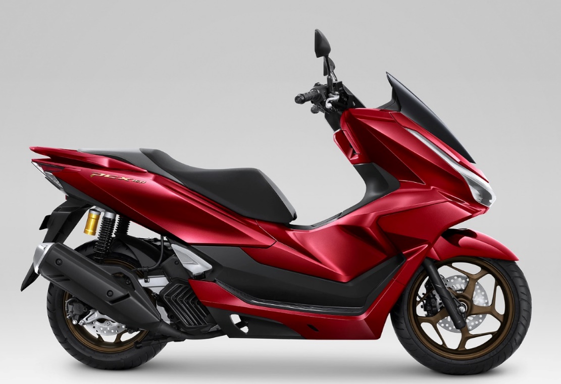 Sensasi Tarikan New Honda PCX160 Buktikan Performa Andal di Berbagai Kondisi Perjalanan