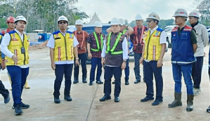 Gubernur Jambi Al Haris Pantau Pembangunan Tol Bayung Lincir-Tempino, Ini Progresnya