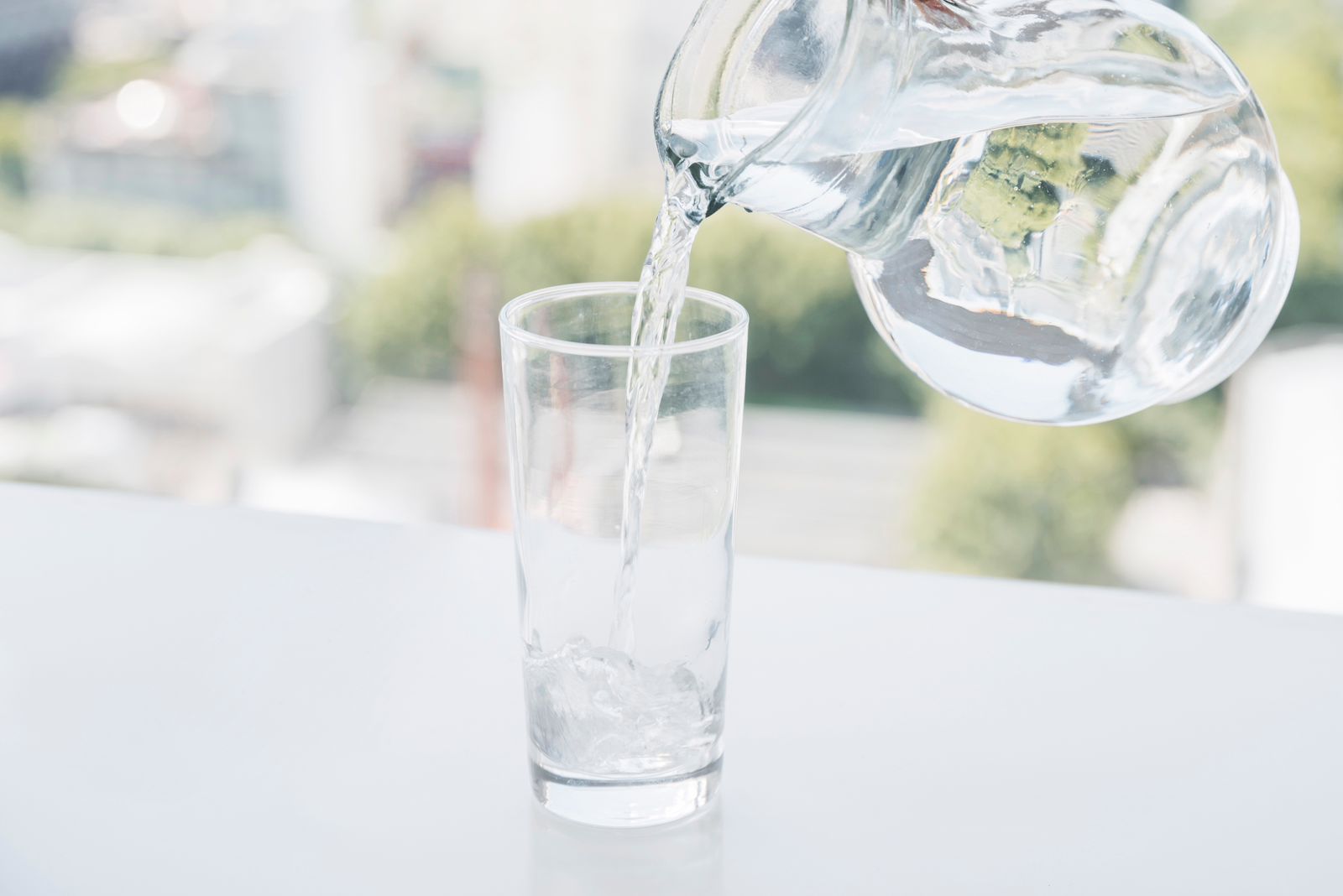 Minum Air Hangat vs Air Dingin, Mana yang Lebih Sehat?