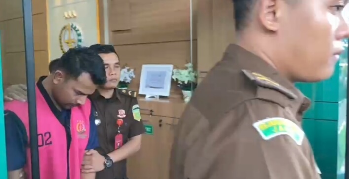 Teller Bank BRI Jadi Tersangka Baru Korupsi Dana Kas Bank plat Merah Kayu Aro Kerinci 