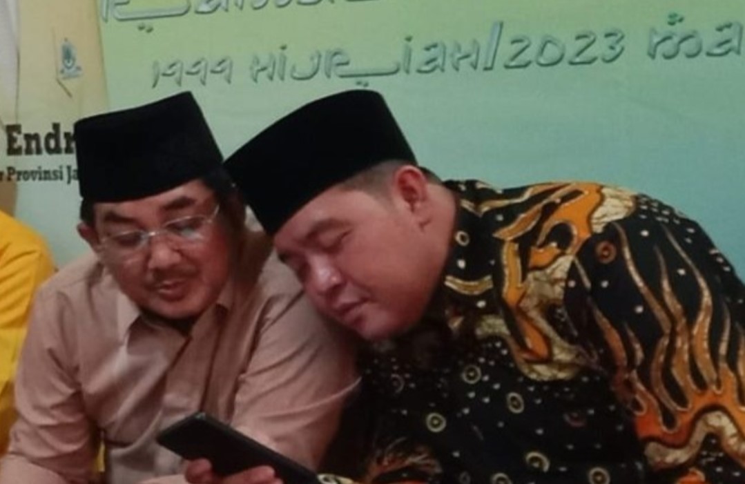 Bupati Tanjab Barat Hadiri Buka Puasa Bersama DPD Partai Golkar Tanjab Barat