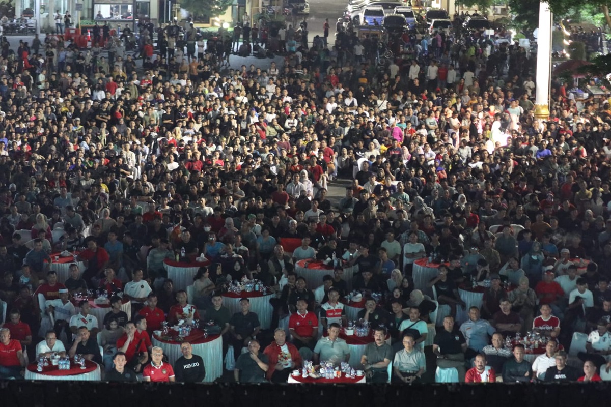 Nobar Piala Asia U-23 2024 Indonesia Vs Uzbekistan, Ribuan Warga Padati Polda Jambi