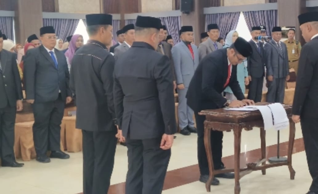 Simak! Ini Nama-nama 14 Pejabat Eselon II yang Dilantik Bupati Tebo Agus Rubiyanto 
