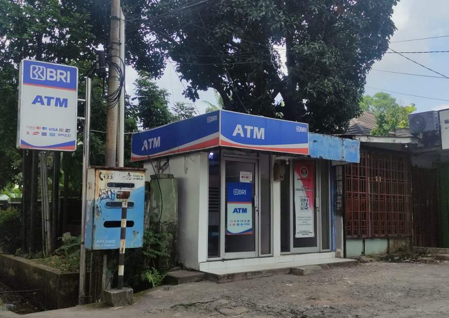 ATM BRI Mudah Ditemukan hingga ke Pelosok, Warga: Layanannya Lengkap dan Praktis!