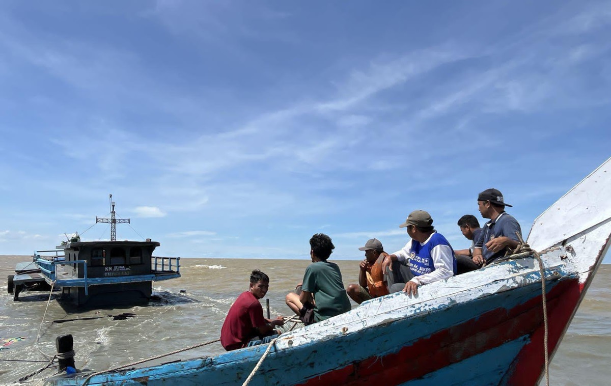 Bawa 100 Ton Kelapa, Kapal Tenggelam di Tanjab Timur, Kru Pasrah Menunggu Pertolongan